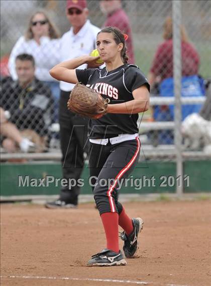 Thumbnail 1 in Palos Verdes vs. Valley Christian (Downey Tournament) photogallery.