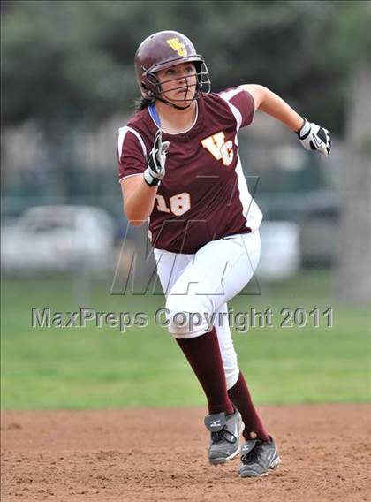 Thumbnail 1 in Palos Verdes vs. Valley Christian (Downey Tournament) photogallery.