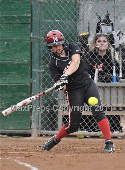 Thumbnail 2 in Palos Verdes vs. Valley Christian (Downey Tournament) photogallery.