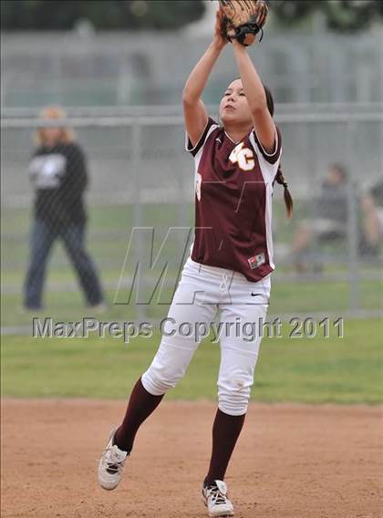 Thumbnail 3 in Palos Verdes vs. Valley Christian (Downey Tournament) photogallery.