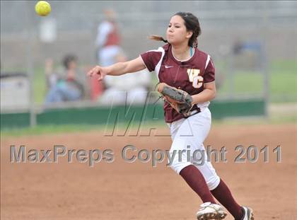 Thumbnail 1 in Palos Verdes vs. Valley Christian (Downey Tournament) photogallery.