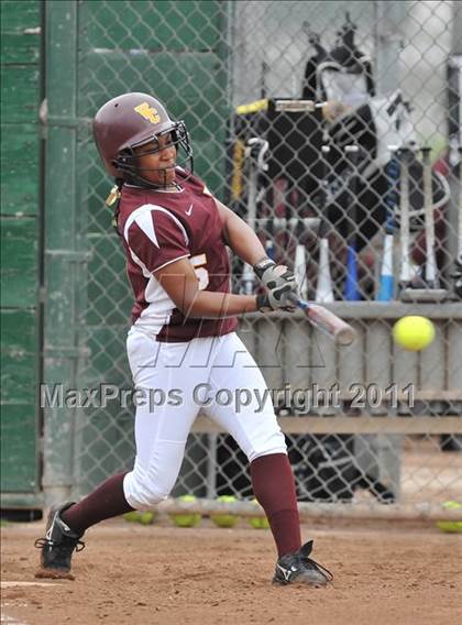 Thumbnail 1 in Palos Verdes vs. Valley Christian (Downey Tournament) photogallery.