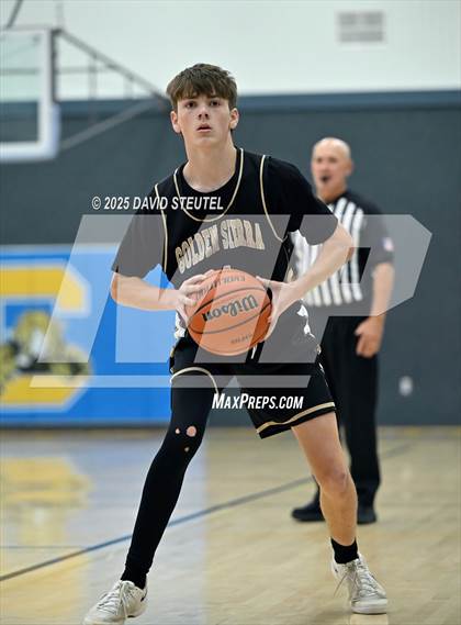 Thumbnail 3 in Golden Sierra @ Center photogallery.