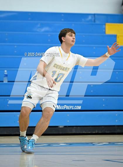 Thumbnail 1 in Golden Sierra @ Center photogallery.