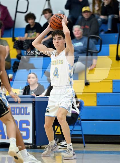 Thumbnail 1 in Golden Sierra @ Center photogallery.