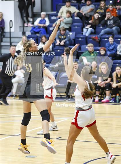 Thumbnail 1 in Tipton vs Northeast (Cairo) photogallery.