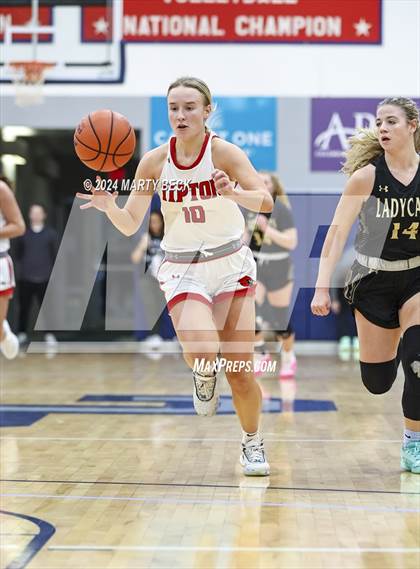 Thumbnail 3 in Tipton vs Northeast (Cairo) photogallery.