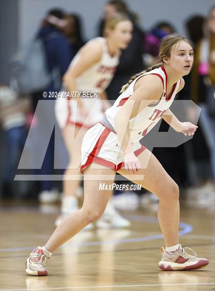 Thumbnail 1 in Tipton vs Northeast (Cairo) photogallery.