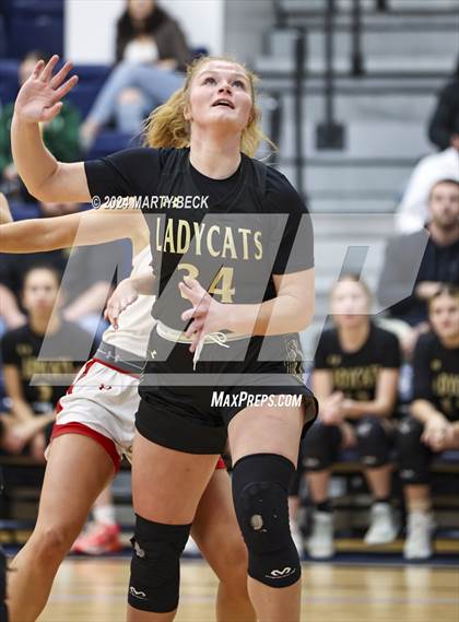 Thumbnail 3 in Tipton vs Northeast (Cairo) photogallery.