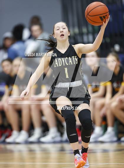 Thumbnail 1 in Tipton vs Northeast (Cairo) photogallery.