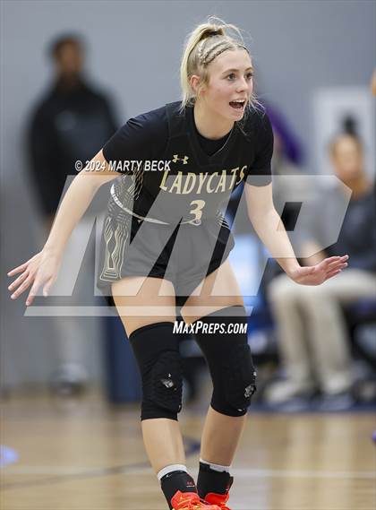 Thumbnail 3 in Tipton vs Northeast (Cairo) photogallery.
