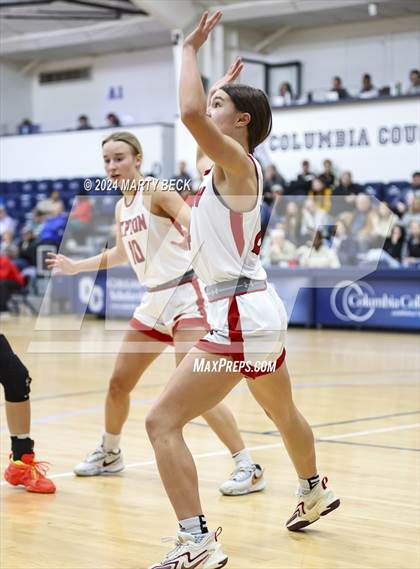 Thumbnail 1 in Tipton vs Northeast (Cairo) photogallery.