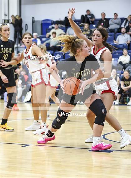 Thumbnail 1 in Tipton vs Northeast (Cairo) photogallery.