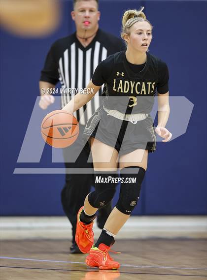 Thumbnail 3 in Tipton vs Northeast (Cairo) photogallery.