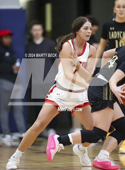 Thumbnail 3 in Tipton vs Northeast (Cairo) photogallery.