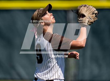 Thumbnail 3 in Saint Francis vs San Ramon Valley (CIF NorCal Division 1 Round 1) photogallery.