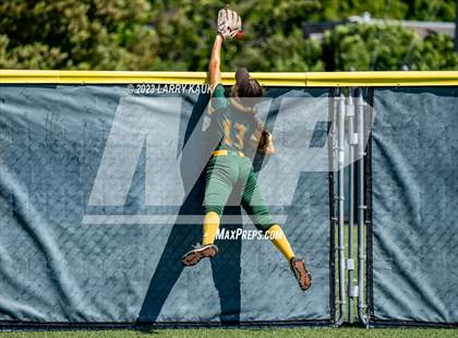 Thumbnail 3 in Saint Francis vs San Ramon Valley (CIF NorCal Division 1 Round 1) photogallery.