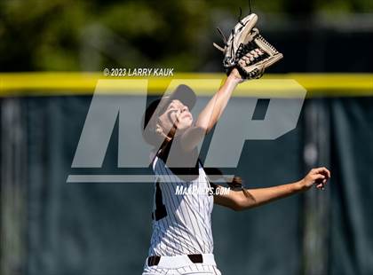 Thumbnail 2 in Saint Francis vs San Ramon Valley (CIF NorCal Division 1 Round 1) photogallery.