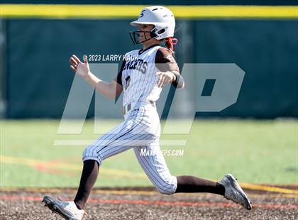 Thumbnail 2 in Saint Francis vs San Ramon Valley (CIF NorCal Division 1 Round 1) photogallery.