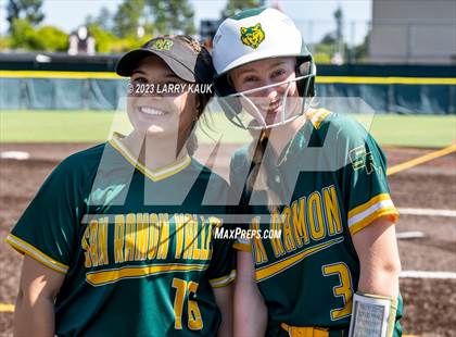 Thumbnail 3 in Saint Francis vs San Ramon Valley (CIF NorCal Division 1 Round 1) photogallery.