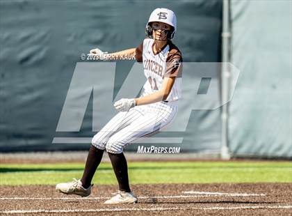 Thumbnail 2 in Saint Francis vs San Ramon Valley (CIF NorCal Division 1 Round 1) photogallery.