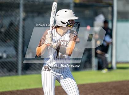 Thumbnail 3 in Saint Francis vs San Ramon Valley (CIF NorCal Division 1 Round 1) photogallery.
