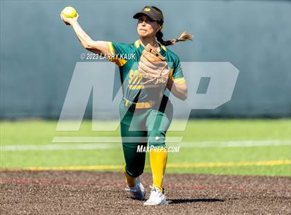 Thumbnail 3 in Saint Francis vs San Ramon Valley (CIF NorCal Division 1 Round 1) photogallery.