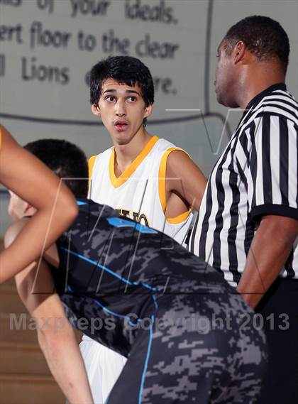 Thumbnail 3 in Eastlake vs Cabrillo (MaxPreps Holiday Classic) photogallery.
