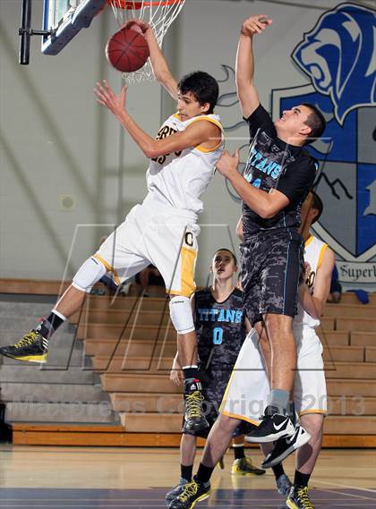 Thumbnail 2 in Eastlake vs Cabrillo (MaxPreps Holiday Classic) photogallery.