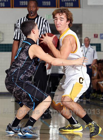 Thumbnail 1 in Eastlake vs Cabrillo (MaxPreps Holiday Classic) photogallery.