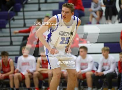 Thumbnail 1 in Madison vs. Bingham (Chargers Tournament of Champions) photogallery.
