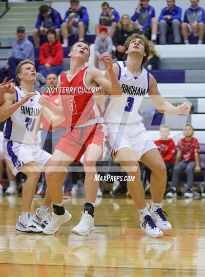 Thumbnail 2 in Madison vs. Bingham (Chargers Tournament of Champions) photogallery.