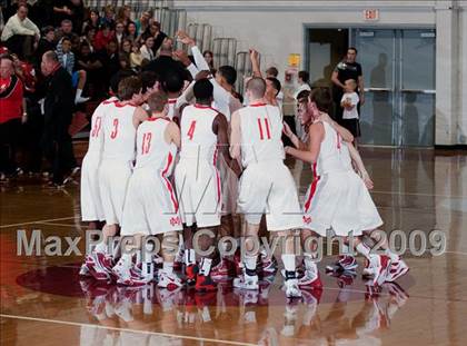 Thumbnail 3 in Mater Dei vs. Foothill (Orange Holiday Classic Championship) photogallery.