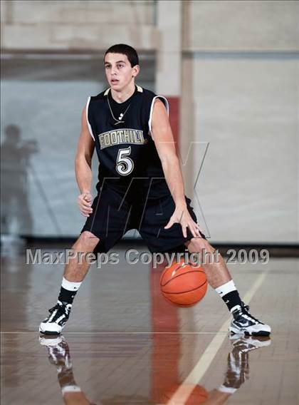 Thumbnail 1 in Mater Dei vs. Foothill (Orange Holiday Classic Championship) photogallery.