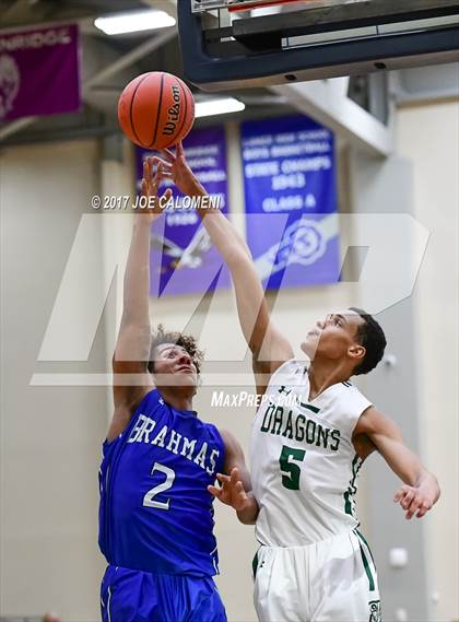 Thumbnail 2 in MacArthur [Douglas] vs Southwest (SAISD Invitational) photogallery.