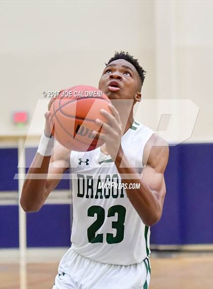 Thumbnail 2 in MacArthur [Douglas] vs Southwest (SAISD Invitational) photogallery.