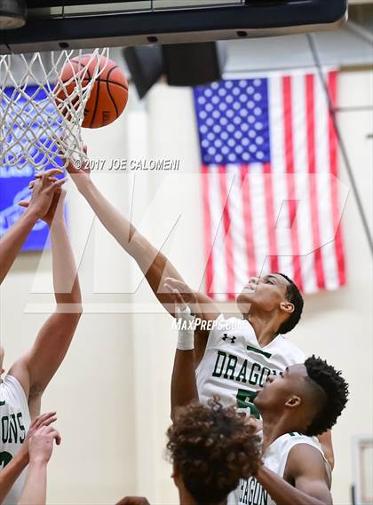 Thumbnail 3 in MacArthur [Douglas] vs Southwest (SAISD Invitational) photogallery.