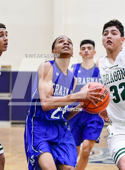 Thumbnail 3 in MacArthur [Douglas] vs Southwest (SAISD Invitational) photogallery.
