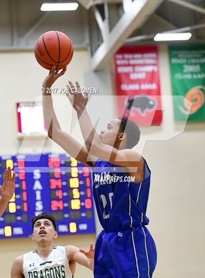 Thumbnail 3 in MacArthur [Douglas] vs Southwest (SAISD Invitational) photogallery.