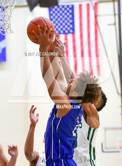 Thumbnail 2 in MacArthur [Douglas] vs Southwest (SAISD Invitational) photogallery.