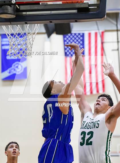 Thumbnail 3 in MacArthur [Douglas] vs Southwest (SAISD Invitational) photogallery.