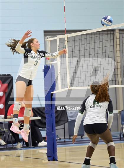 Thumbnail 3 in Cardinal Newman vs River Bluff (Dorman Tournament of Champions) photogallery.