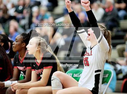 Thumbnail 2 in Guyer vs. Coppell (UIL 6A Bi-District Playoff) photogallery.