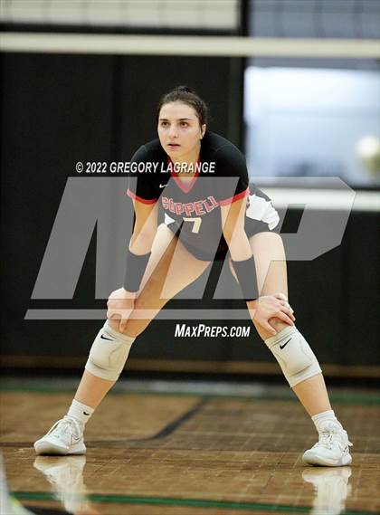 Thumbnail 1 in Guyer vs. Coppell (UIL 6A Bi-District Playoff) photogallery.