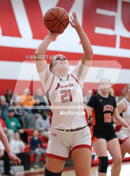 Thumbnail 2 in Amanda-Clearcreek @ Logan Elm photogallery.
