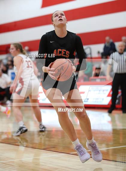 Thumbnail 3 in Amanda-Clearcreek @ Logan Elm photogallery.