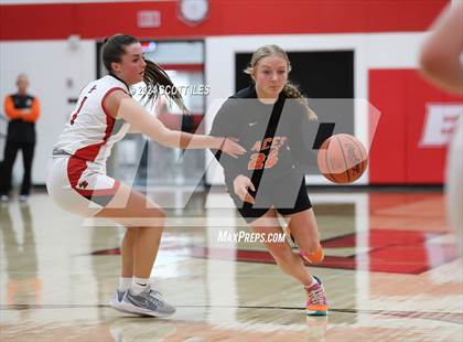 Thumbnail 2 in Amanda-Clearcreek @ Logan Elm photogallery.