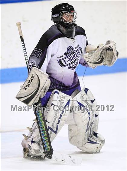 Thumbnail 2 in Branford vs. North Branford (CIAC Division II Semifinal) photogallery.
