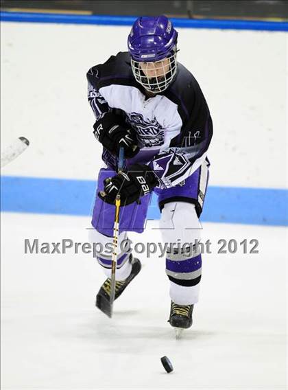 Thumbnail 2 in Branford vs. North Branford (CIAC Division II Semifinal) photogallery.