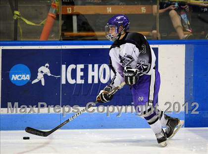 Thumbnail 2 in Branford vs. North Branford (CIAC Division II Semifinal) photogallery.
